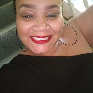 Meet your Posher, Ursula